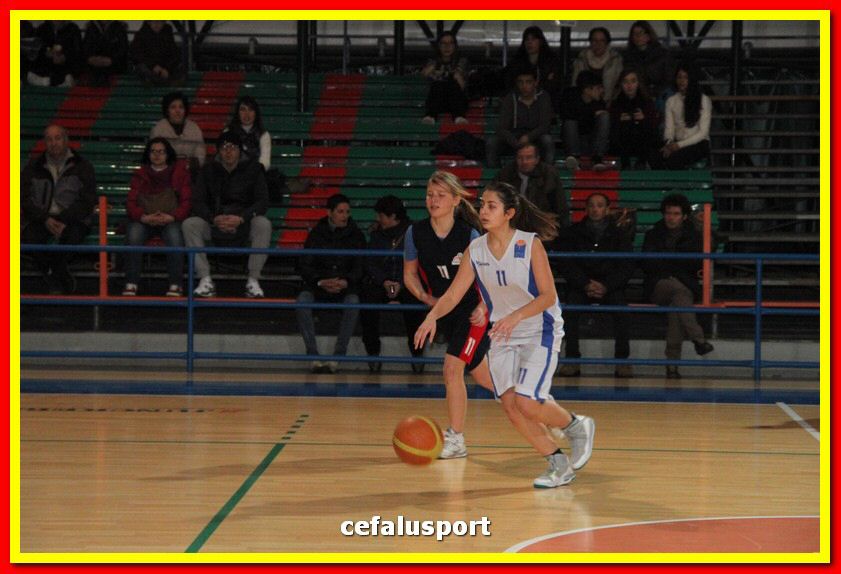 150228 Basket_U13F 060_tn.jpg